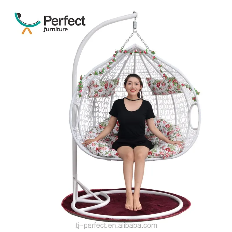 free sample Iron steel tube PE rattan wicker patio hanging egg swing chair with cushion
