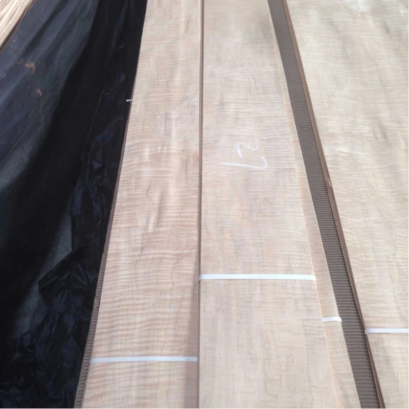 Natural Sliced Cut Canadian Maple Wood Veneer Curly  Veneer For Furniture Decorative