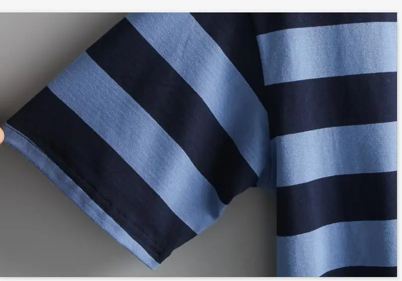 
wholesale Two Tone Stripe horizontal stripes tee Rounded neck Oversized T Shirt for men 