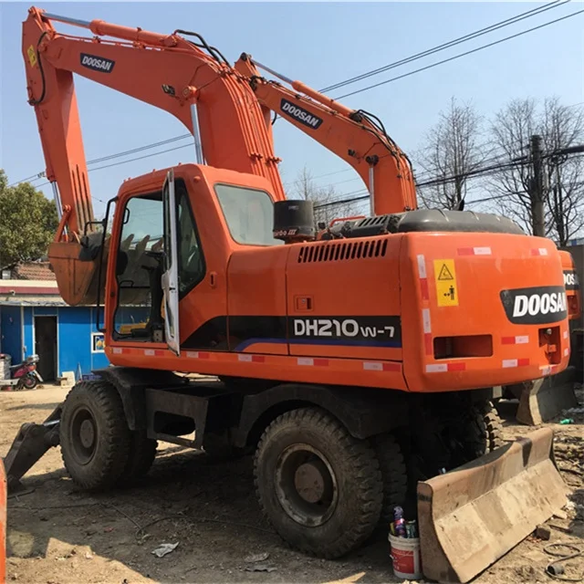 
Used Doosan excavator 210W-7 secondhand wheel excavator in working condition 