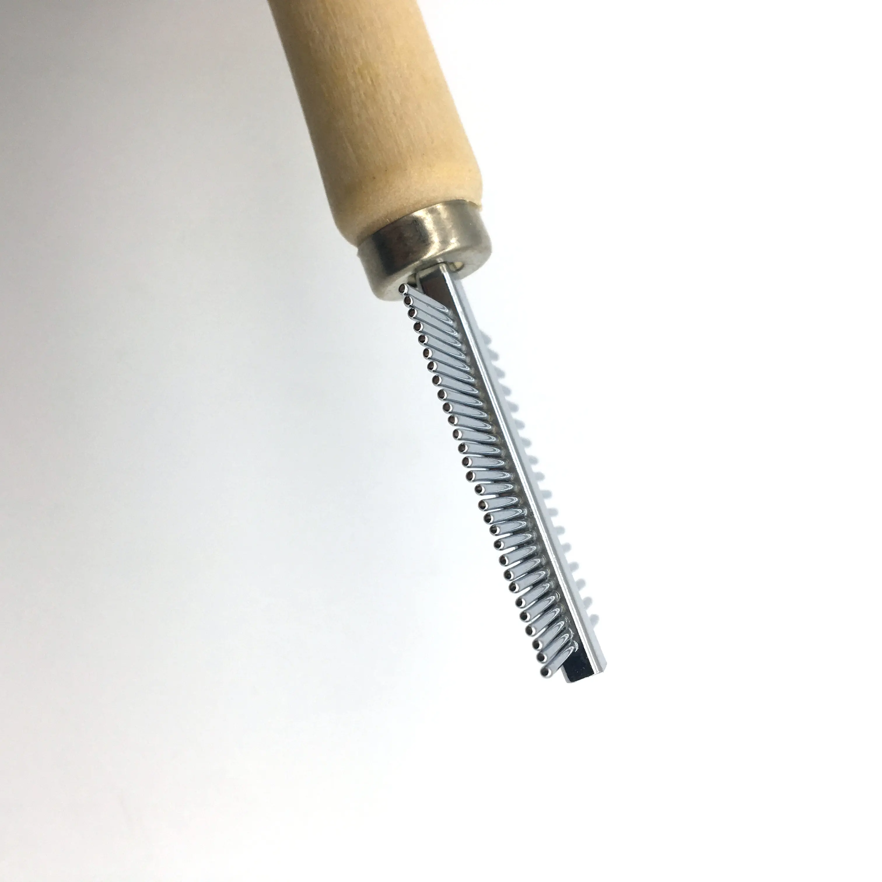 Low Price Fine Teeth Metal Big Dog Pet Animal Lice Nit Louse Flea Grooming Removal Comb Brush Remover With Wooden Handle