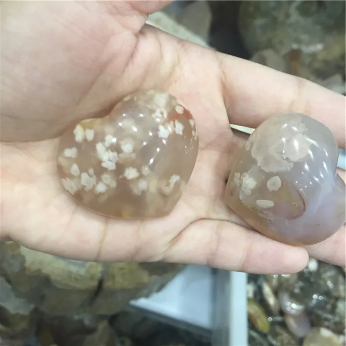 
Wholesale Natural Carved Sakura Agate Hearts Quartz Stone Heart For Pendant 