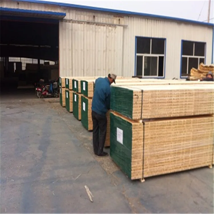 
STRUCTURAL PINE LAMINATEDE WOOD BOARD 