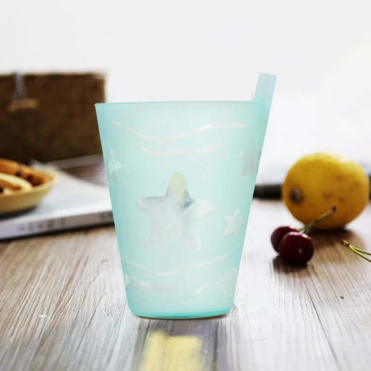 
Amazon Hot Sale Children Plastic Drinking Water Cups Built in Drinking Straw Fruit Juice Milk Drink Home Cup Juice Cup 