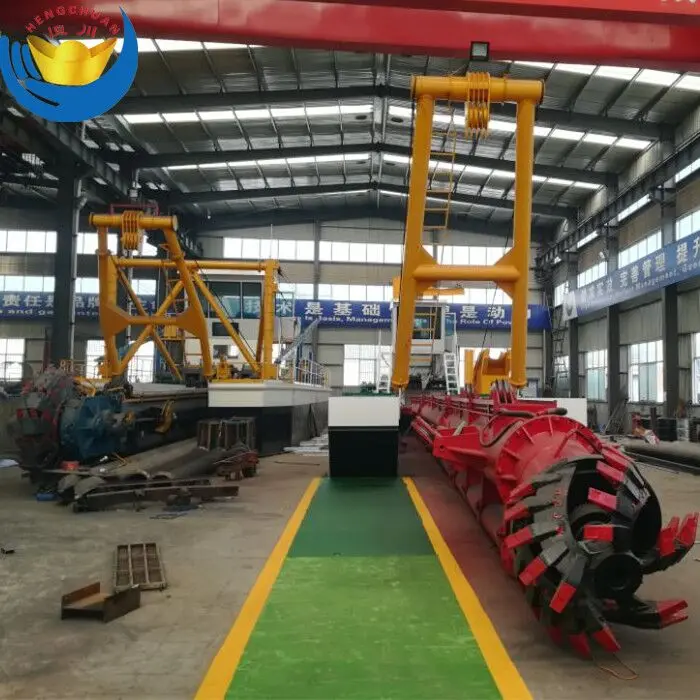 1000m3 Amphibious cutter suction dredger in Bangladesh for sale