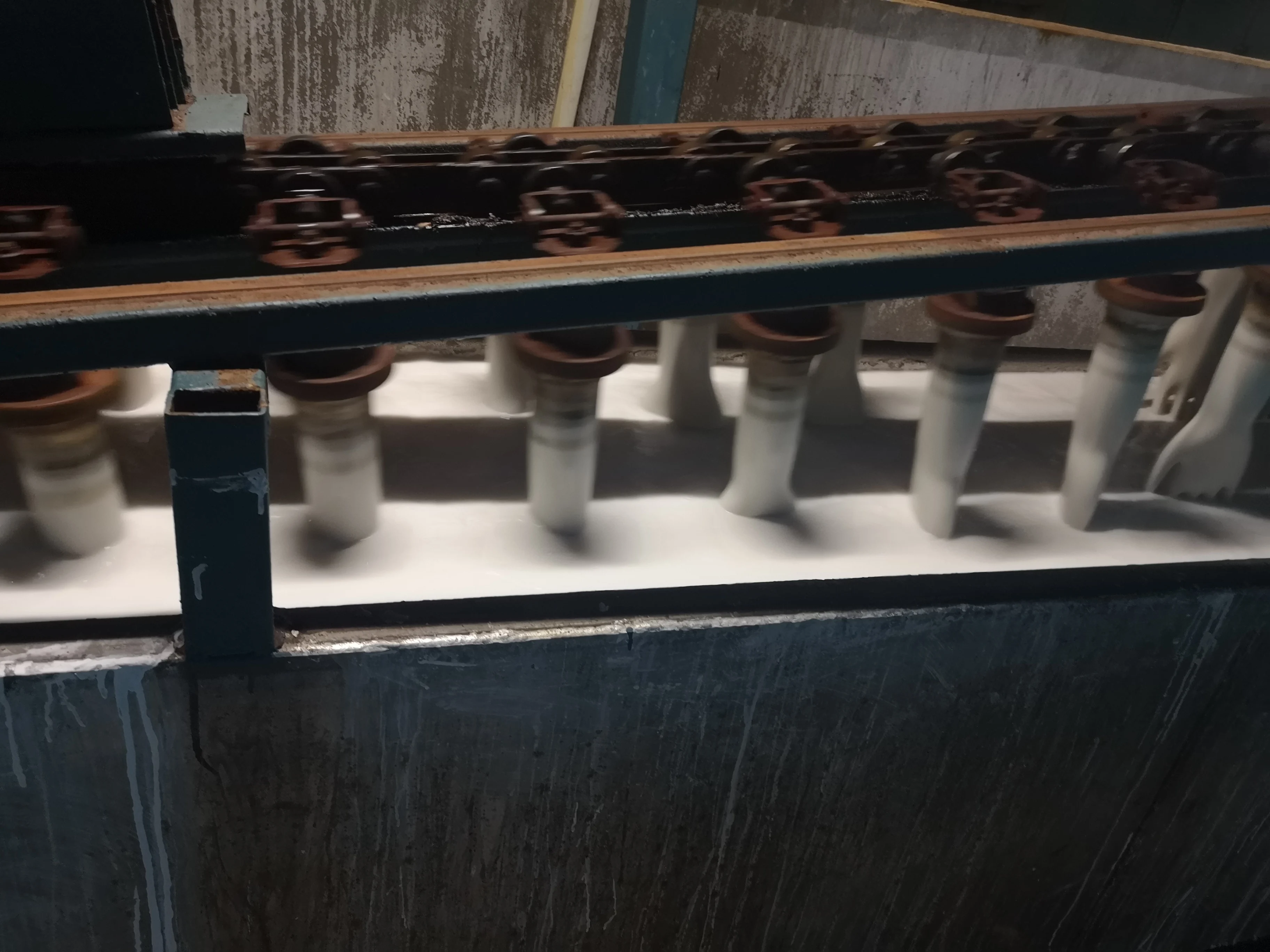 
China Zhangjiagang high quality cheap pvc glove dotting machine in pvc glove production line 