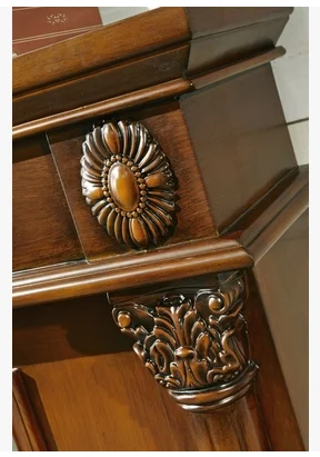 Model 8063 Luxury Electric Fireplace with Wood Frame for Household Use