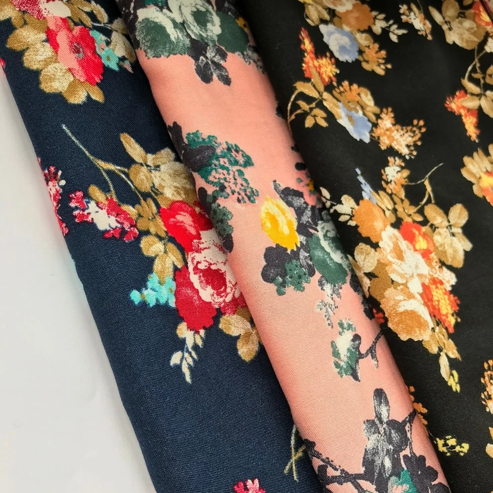 Best Selling 100% Printed Viscose Rayon Small Flower Print  Fabric For Women Dresses