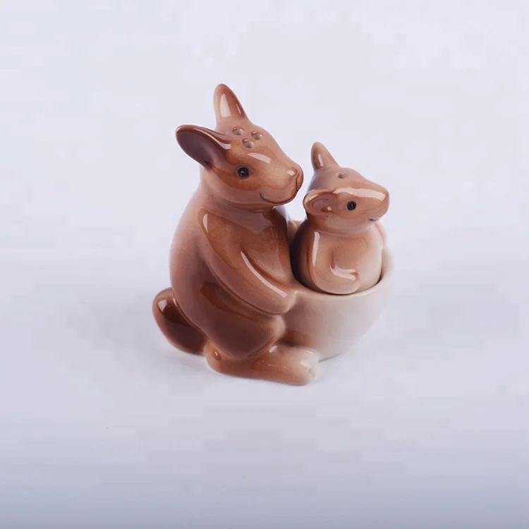 Creative ceramic decorative salt and pepper shaker with kangaroo design