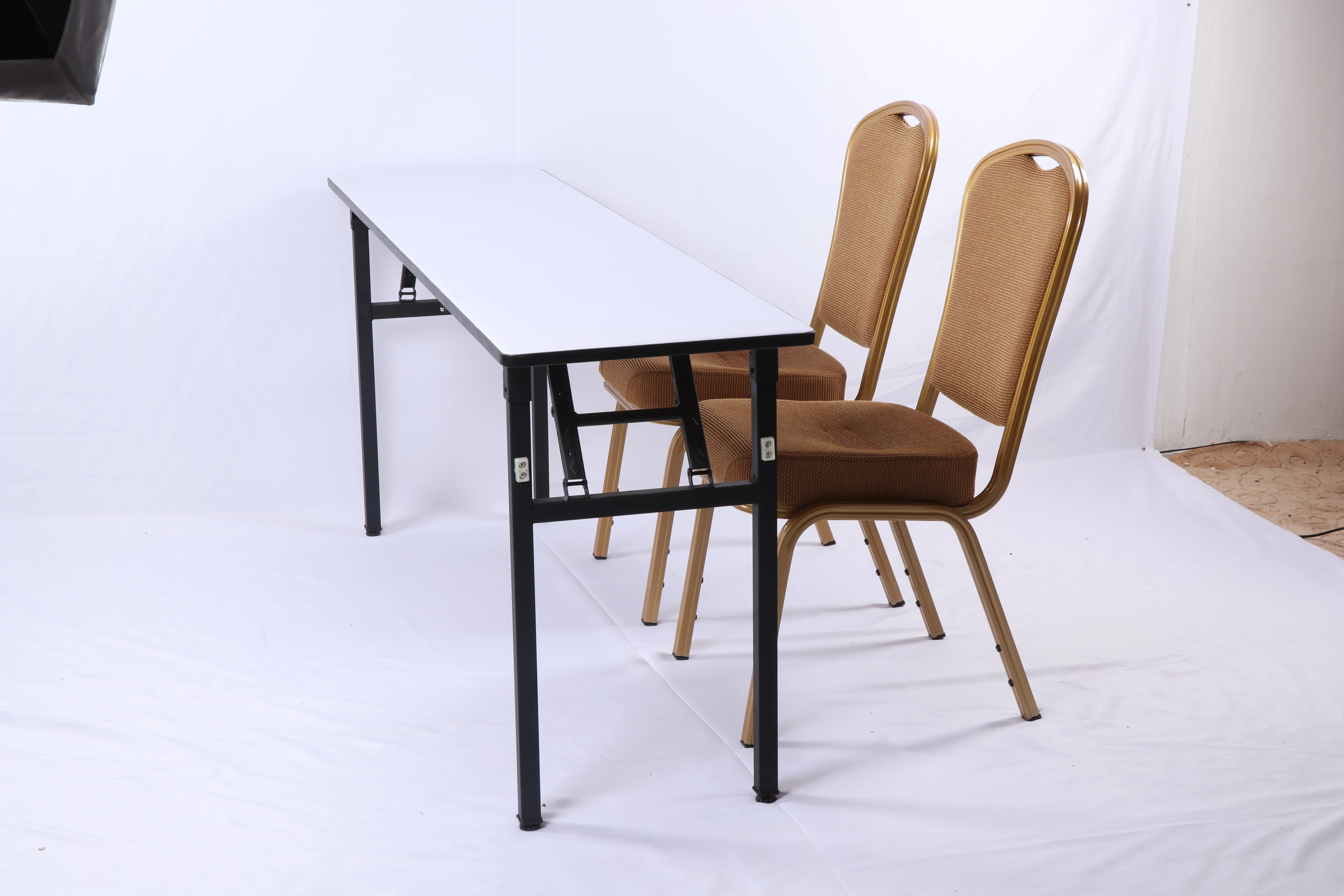  white PVC 4ft foldable hotel table folding rectangular