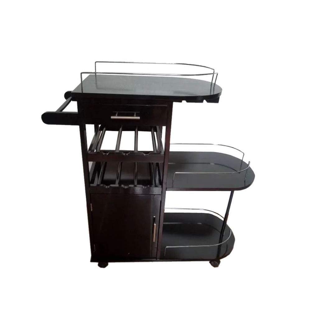 Черный кухонный шкаф рядом с вешалкой для полотенец кухонный Остров