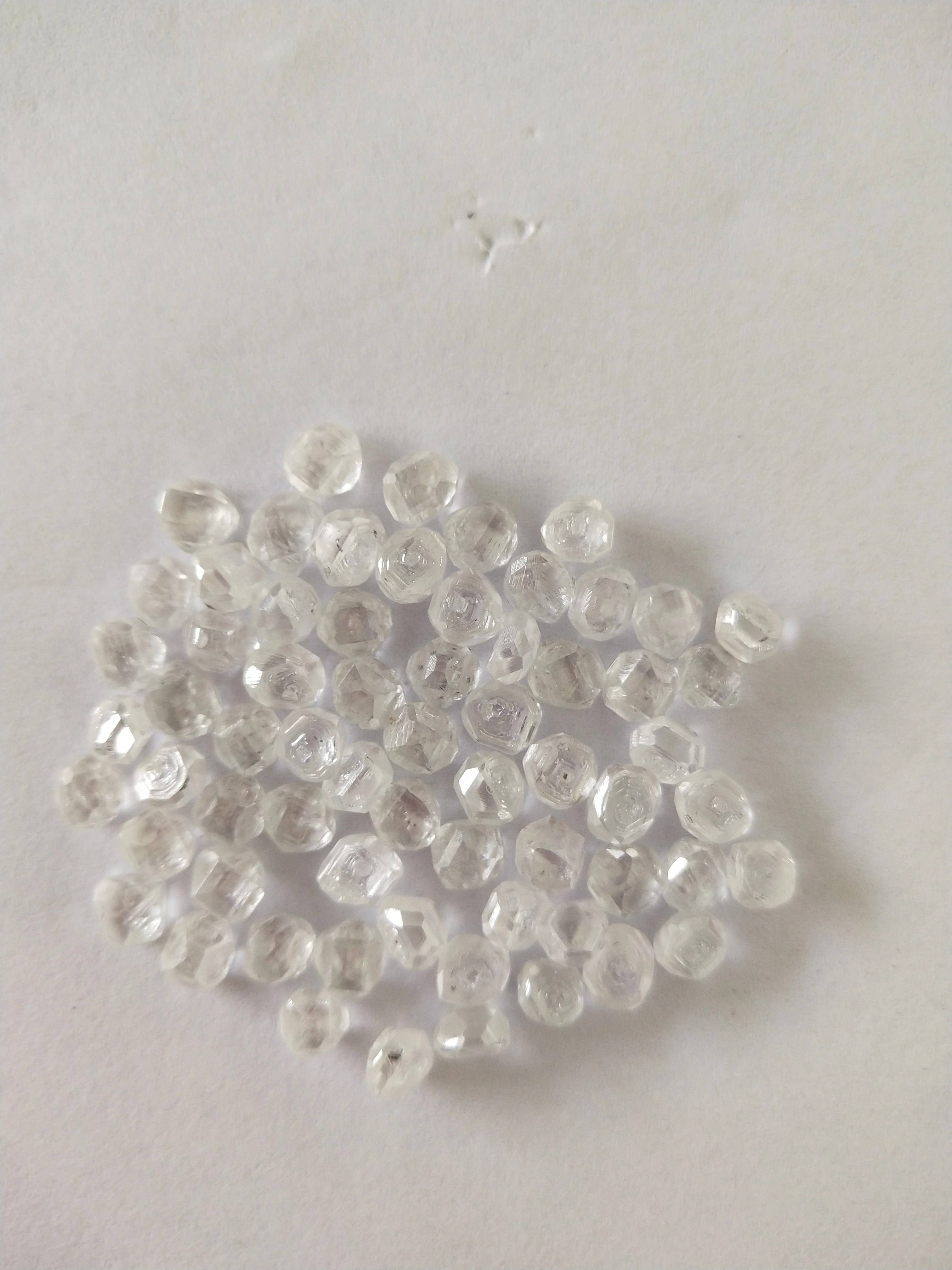High Quality Synthetic White Rough Diamond