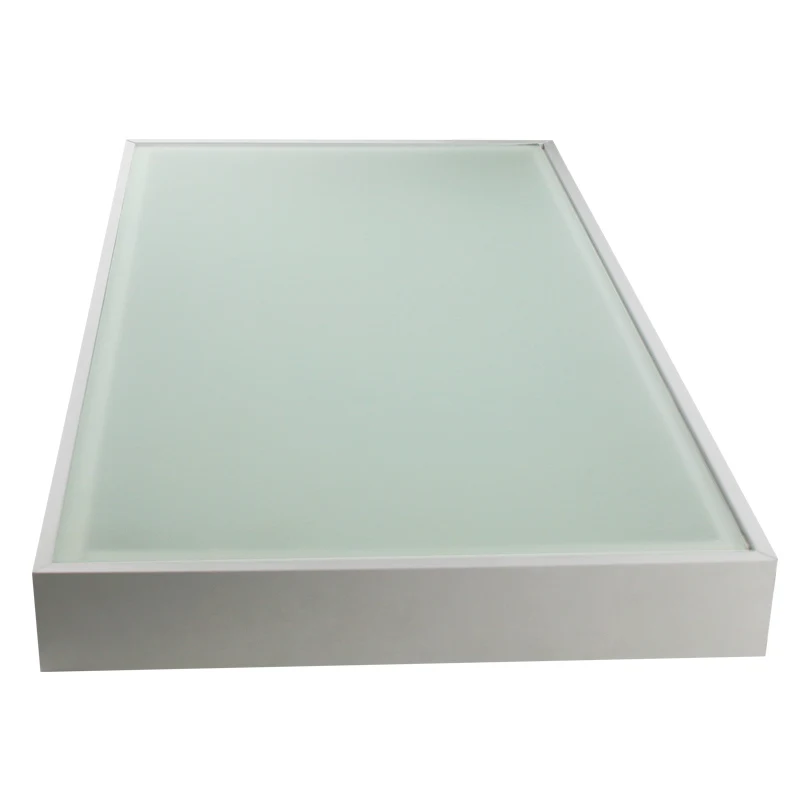 Плоская полка из закаленного стекла с цветным светодиодным освещением