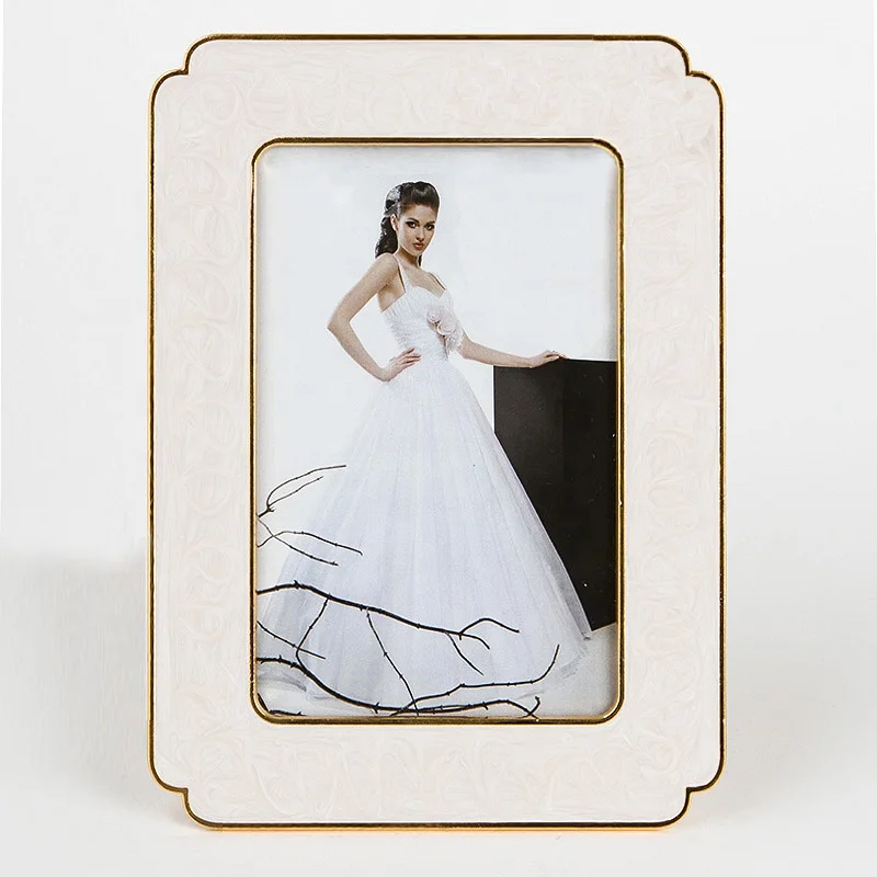 wholesale gold plated metal enamel picture photo frame