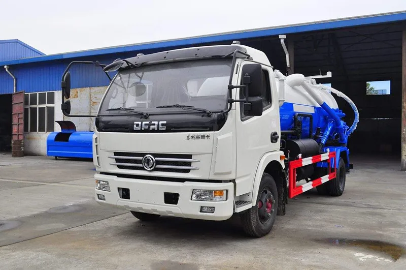 Dongfeng vacuum sewage suction combined jetting sewer cleaning sucking trucks