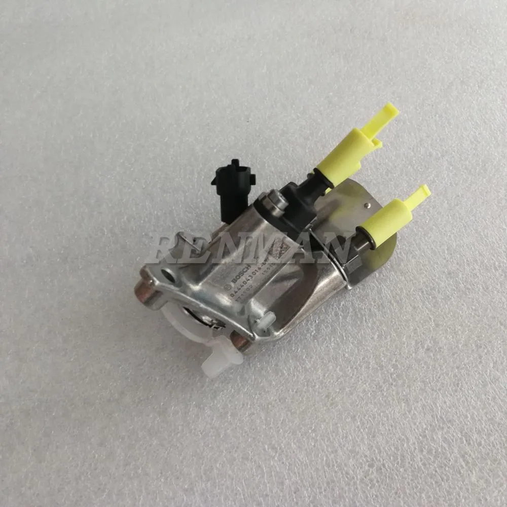 Cummins Engine Parts Urea Pump Injector Nozzle 0444043016