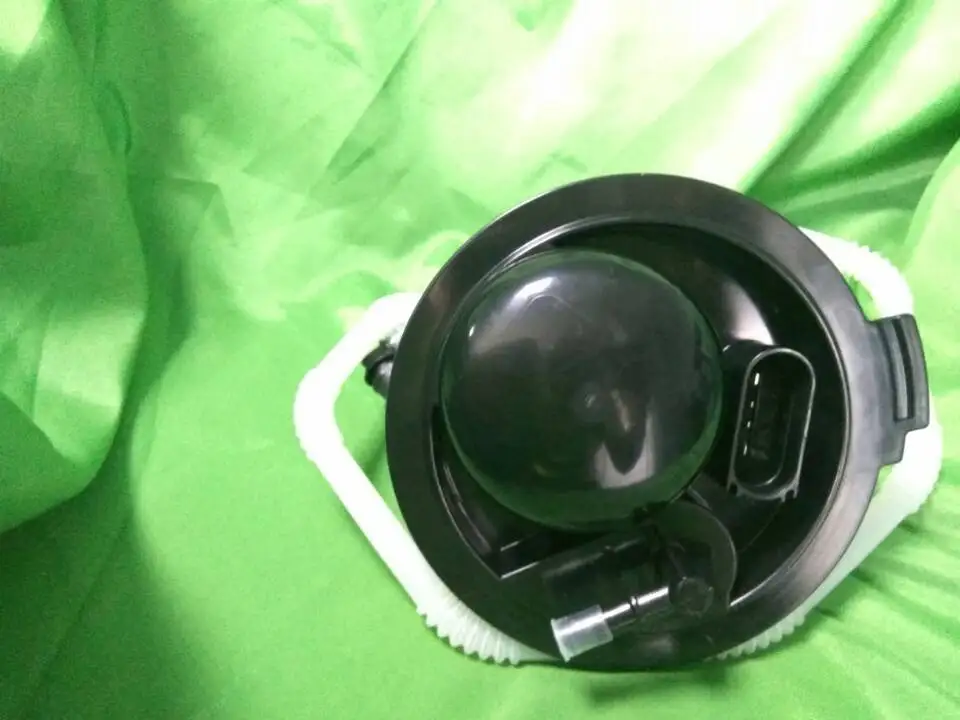 OEM 7L5919679 Fuel Filter Gas filter suitable for Prosche VW Touareg YTQL-5001A