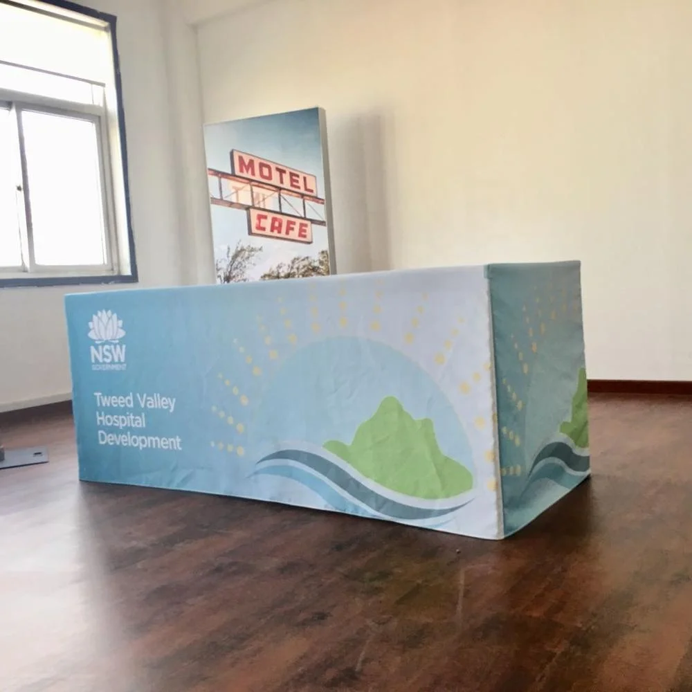 High Quality Fitted Table Cloth For Advertising Trade Show