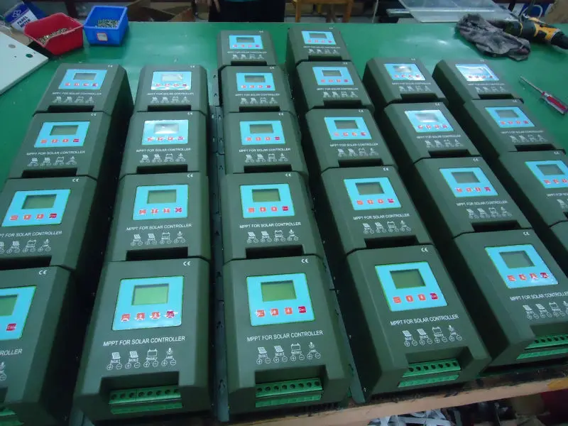 20a-60a 24v/48v mppt solar duty controller with ce certificate and high efficiency