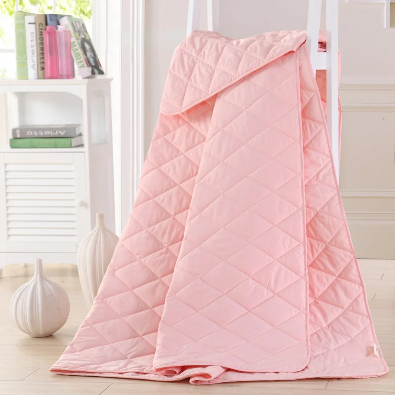 Solid Color Summer Thin Polyester Quilts Cooling Comforter Blanket For King Size Bed