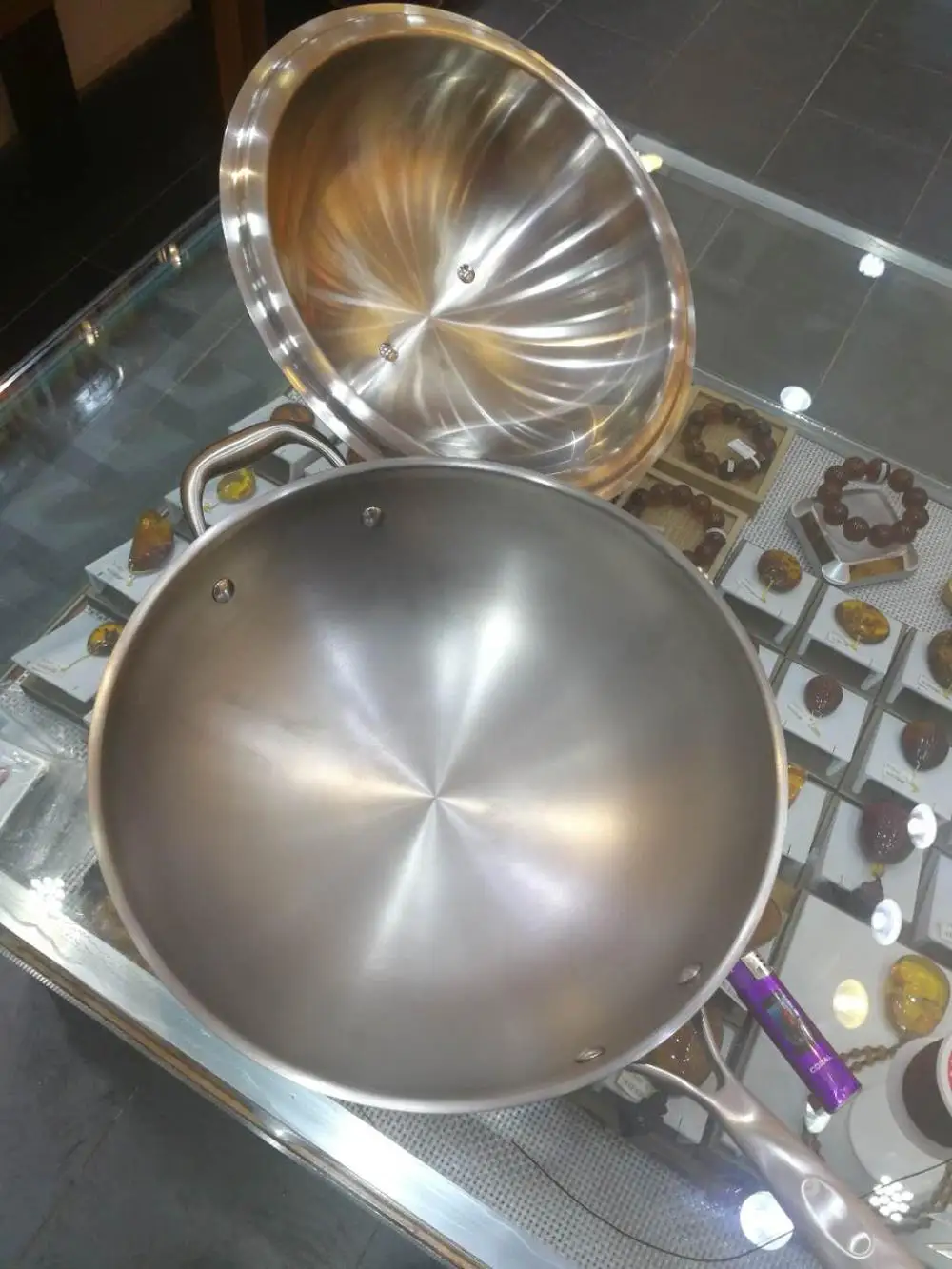 TITANIUM COOKWARE WOK set