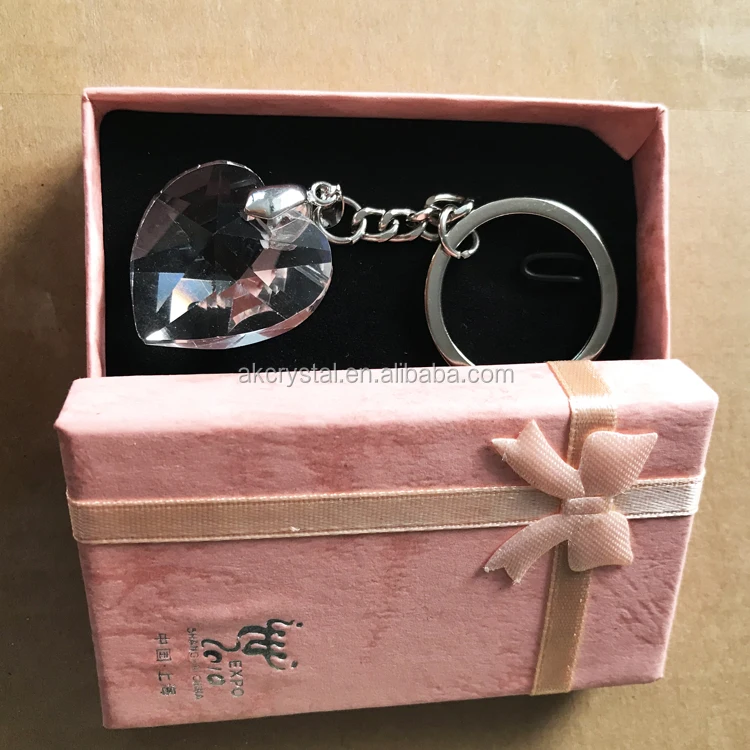 Hot sale wedding gifts for guests heart shape crystal key chains gifts