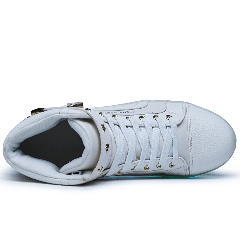 2022 Fashion sports causal sneaker high top charging led night running shoes for women