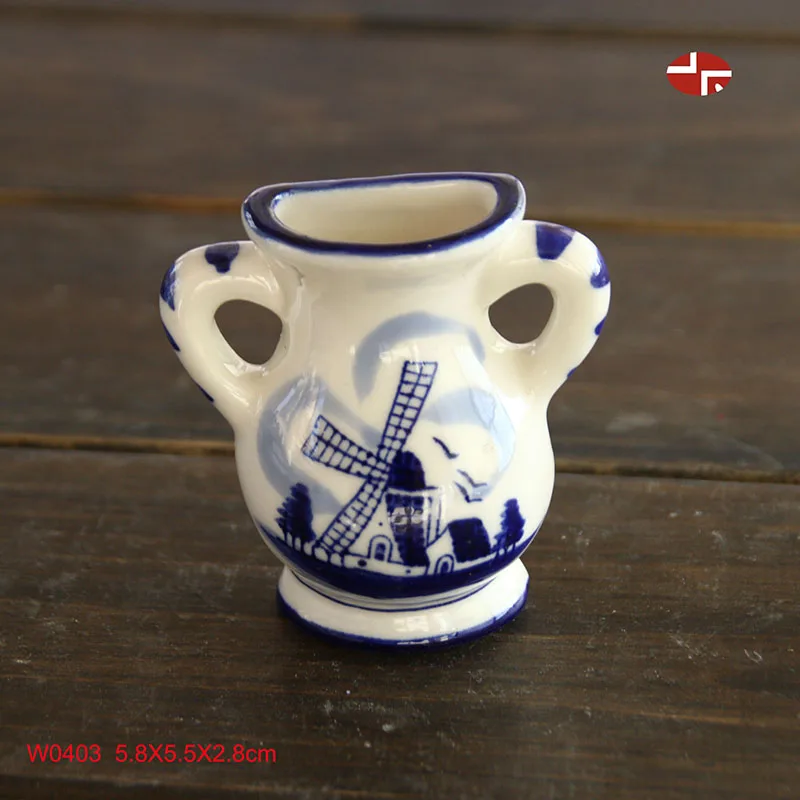 Blue and white mini vase ceramic fridge refrigerator magnet
