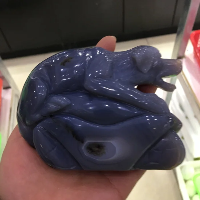Custom High Quality Natural Agate Polished Carving Crystal Agate Dog Decoration