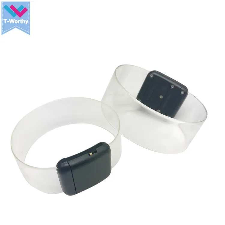 New Arrivals Magnet Clasp Laser Engrave LOGO Glowing  LED Bracelet Light Up Bangle