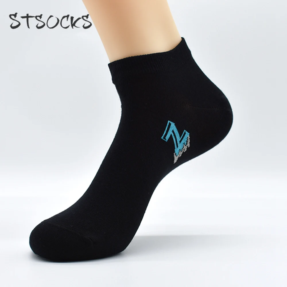 Wholesale Low Cut Mixed Yarn Pure Solid Color Mans Plain Custom Outdoor Sports  Gray Cotton Ankle Socks