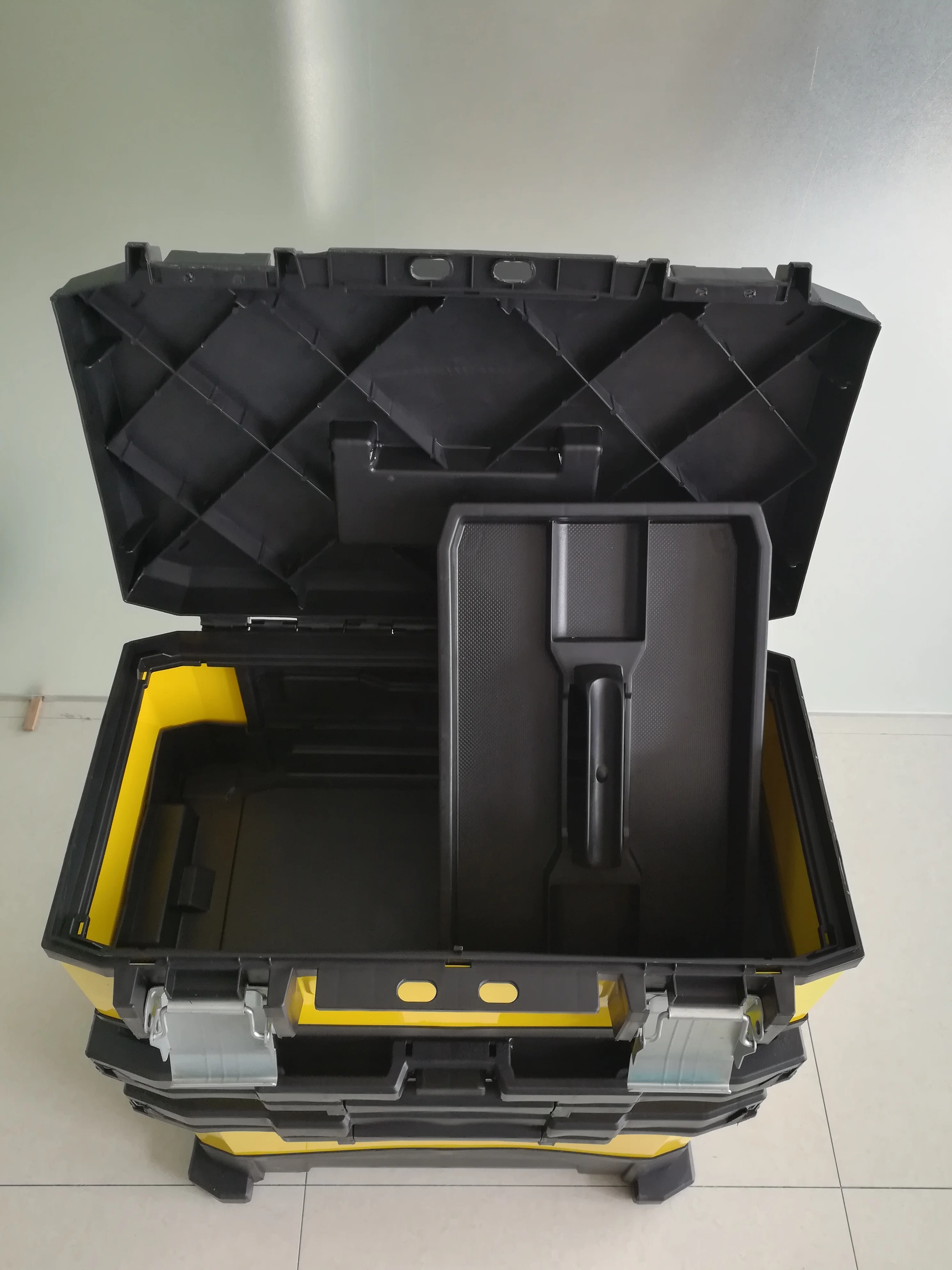 Stackable rolling toolbox plastic mobile tool box cart with wheels and telescopic comfort grip handle with wheels