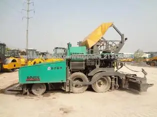 Колесный асфальтоукладчик XCMG RP452L