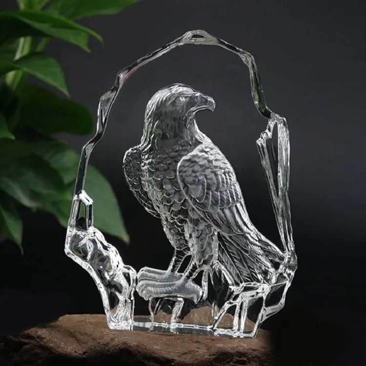 Wholesale animal image wolf Home Decoration Crystal iceberg