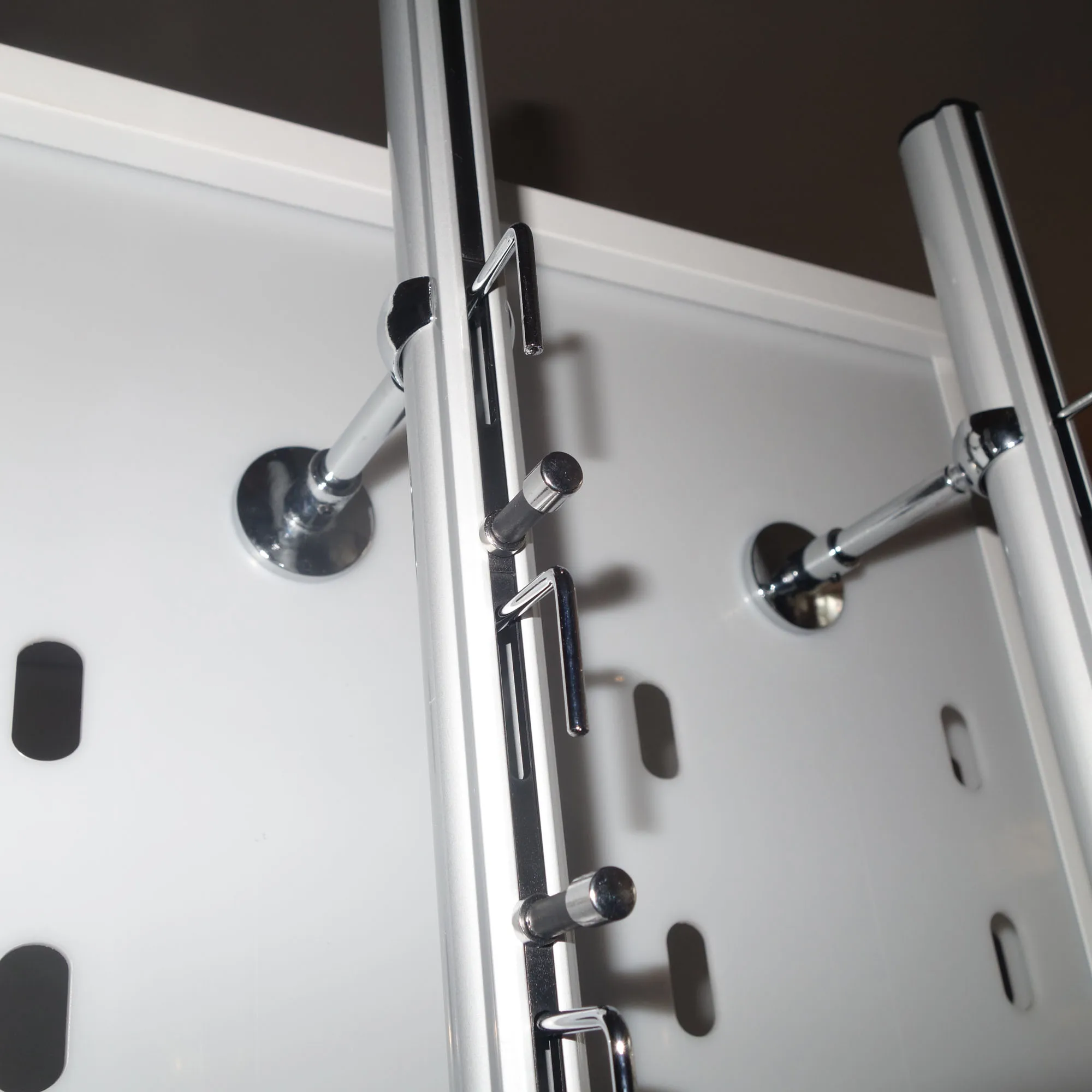 floor sunglasses display stands