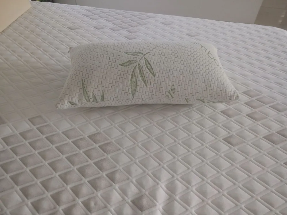 Cheap Queen and king size Shredded Memory Foam filling Bamboo Pillow for Hotel