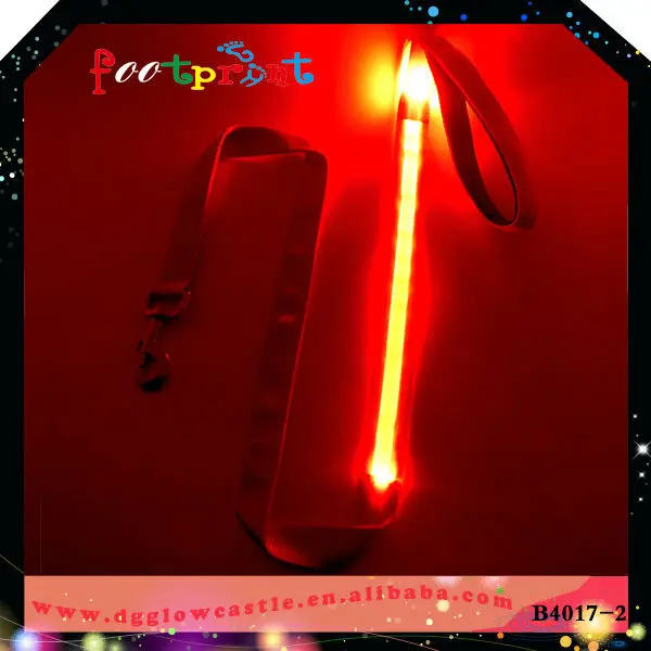 Китай настроены из светодиодов убирающимся собаку поводок