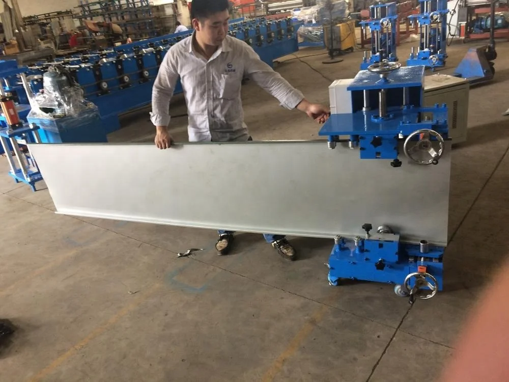 Standing seam curved panel roll forming machine