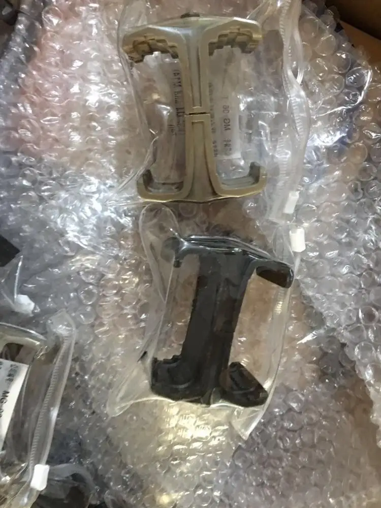 
Magazine Coupler Link For 5.56x45 Gen M2 / M3 30 and 40 Round Magazine Speed Loader Airsoft PMAG AR / M4 Polymer Black 