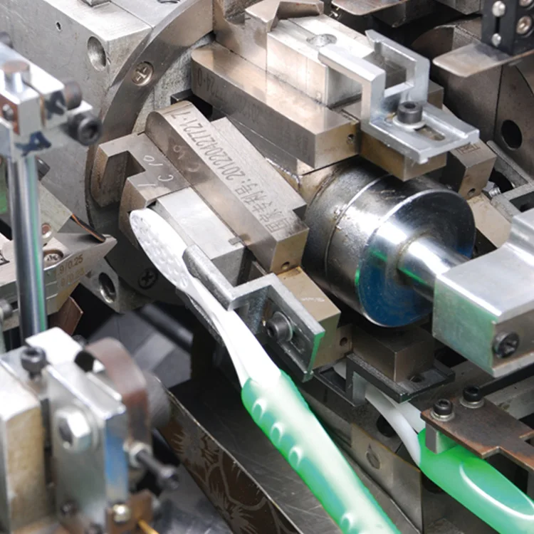 Cost effective high speed cnc 3 colors 4 axis cnc toothbrush machine tufting for brush making