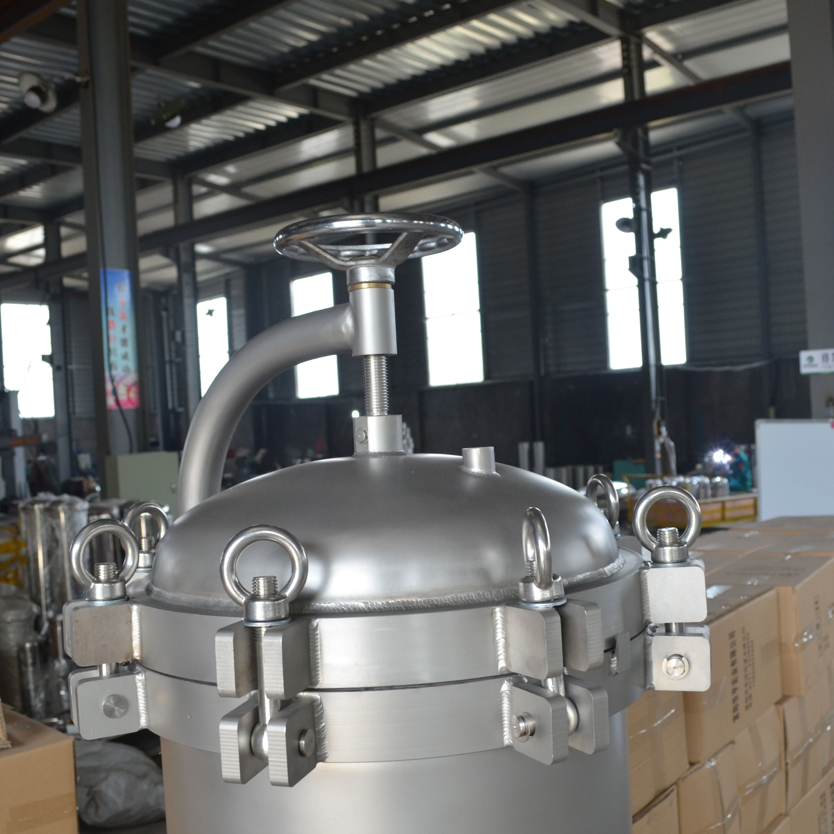 Industrial filtering equipment stainless steel multi cartridge filter housing for water treatment