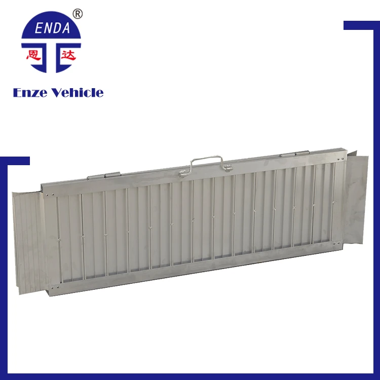 25.3'L*29.3'W Single-fold aluminium ramp folding ramp wheelchair ramp