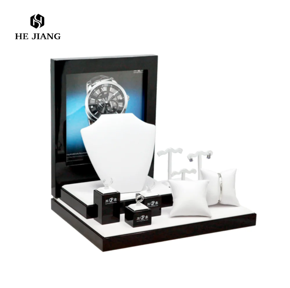 Great Quality Hot Sell Customized Handmade Wooden Jewellery Display Stand  For Wholesale