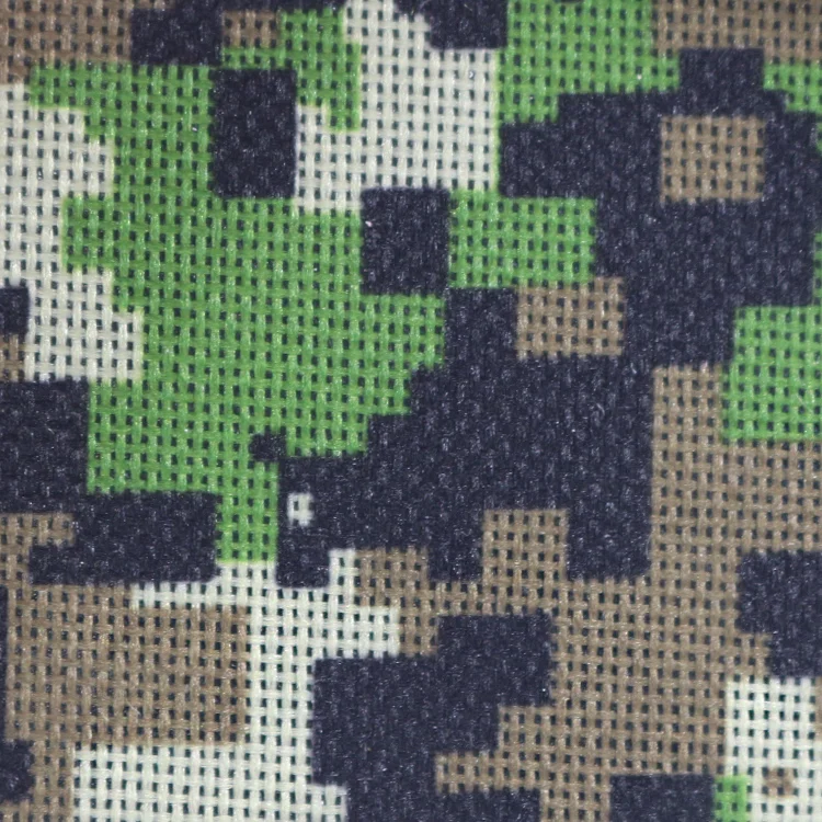 PU Coated Waterproof 600D Polyester Camouflage Oxford Fabric