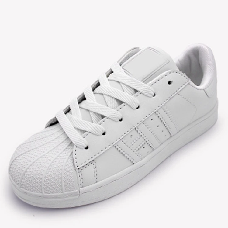 
New Design Durable Lightweight Skate Board Sneakers Casual White Shoes for Men 