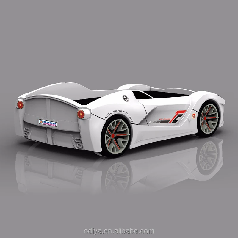 Экологичная детская двухъярусная кровать с гоночной машиной