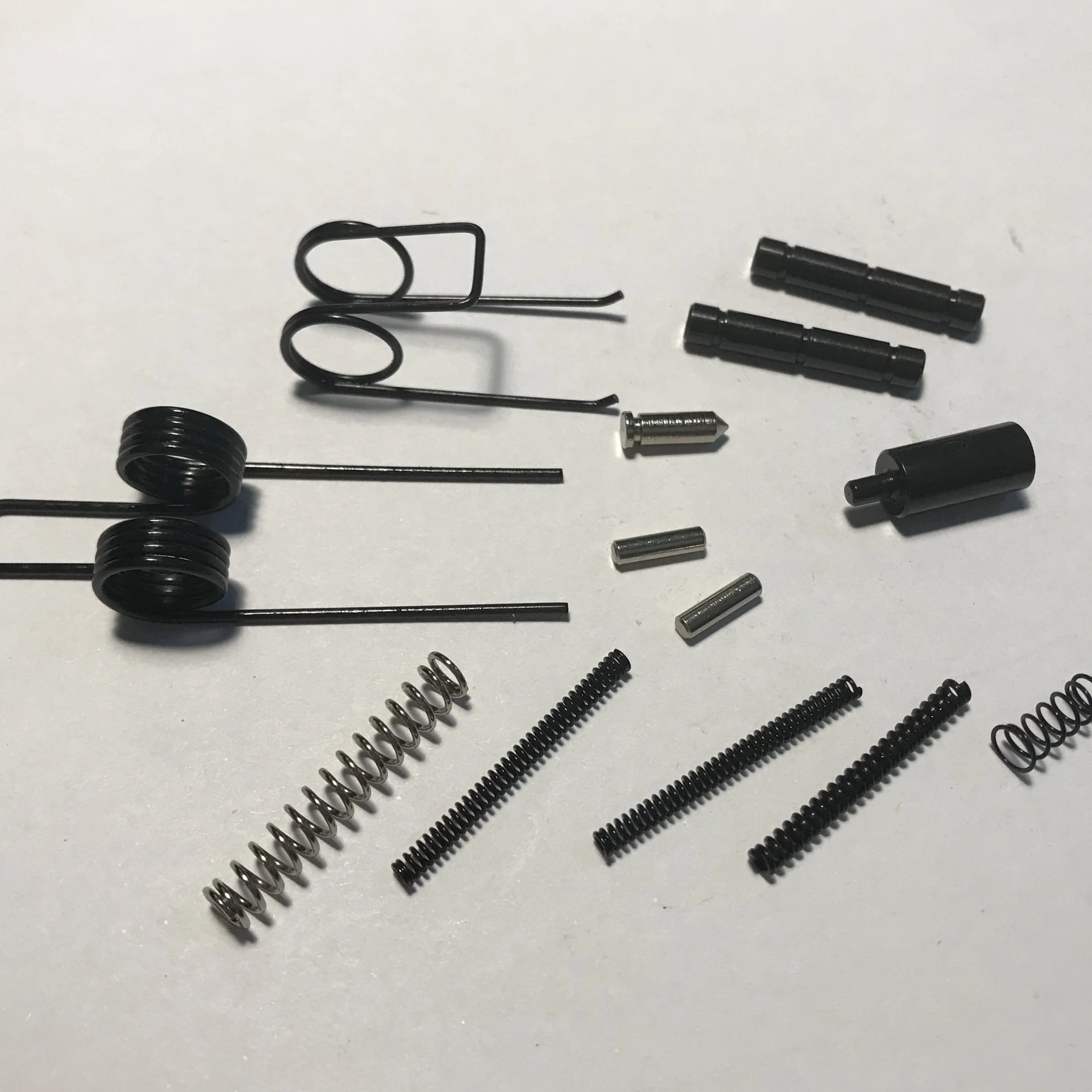 
SUNGUN LPK0001 Wholesale Mil-Spec Enhanced AR15 Parts Lower Parts Kits Fits For 223 AR15 