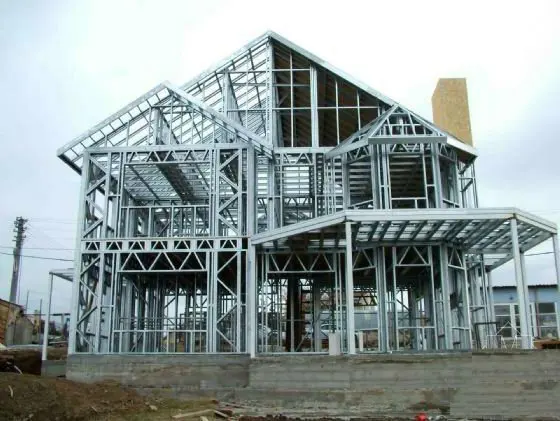 GL or GI Steel Profile C Section and Batten for Roofing Truss