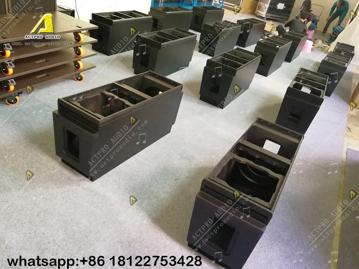 PRO Audio TTL55A Line Array  Loudspeaker TTL55A Dual 12 inch Powered Line Array Speaker