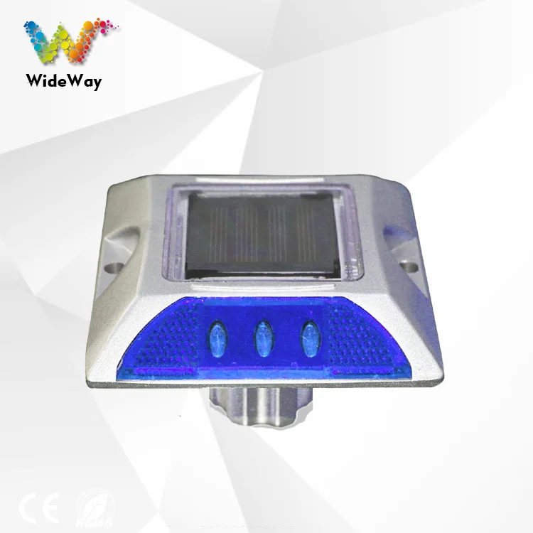 Cat Eye Red LED Solar Road Studs with Foot for Sale